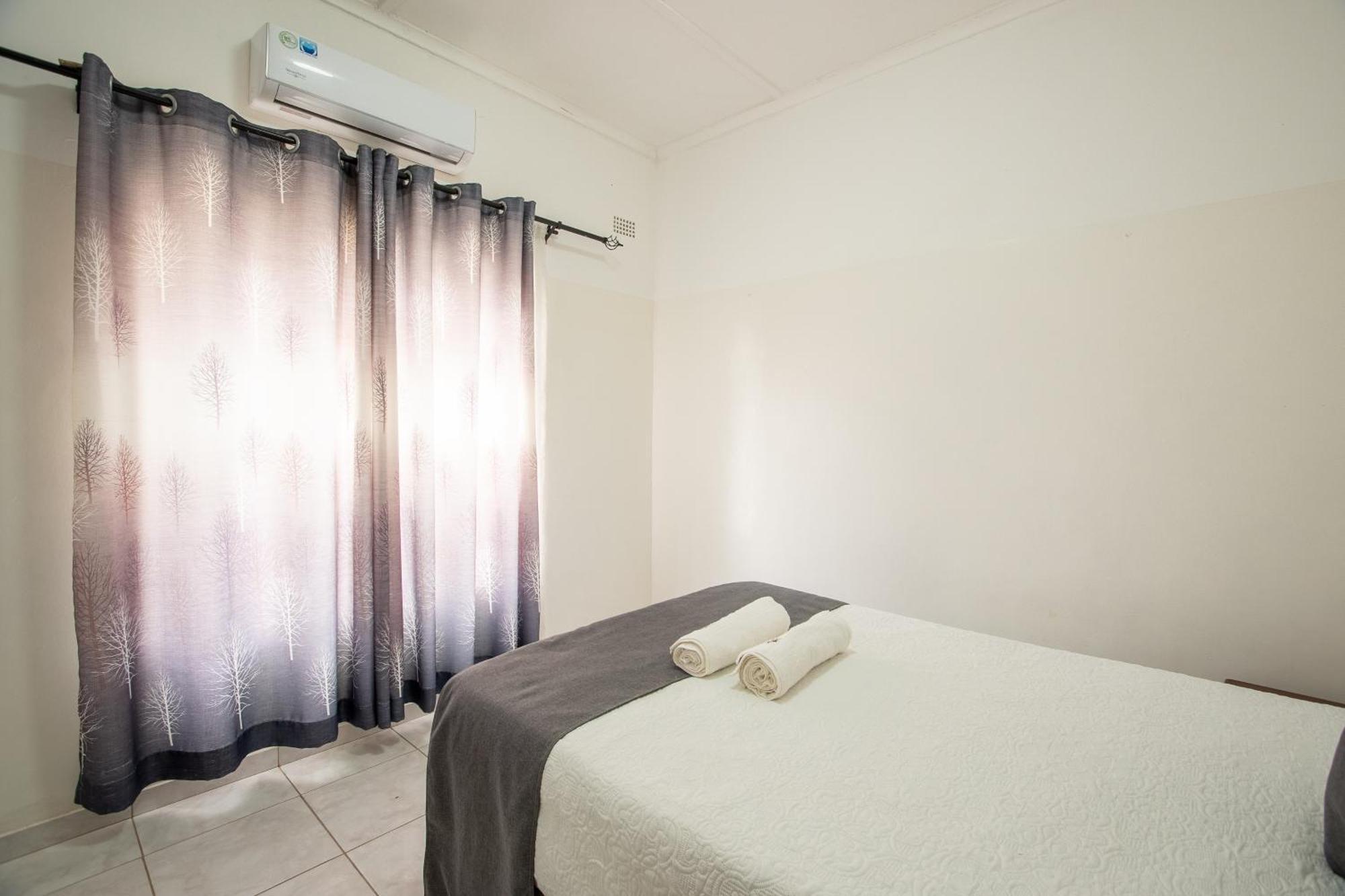 Wood Road Guest Lodge Air Terjun Victoria Bagian luar foto